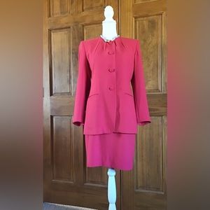 2 piece classic suit salmon color sz 6, jacket and skirt